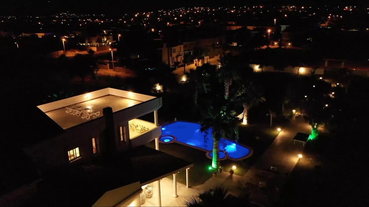 Alashato Alacati Villa